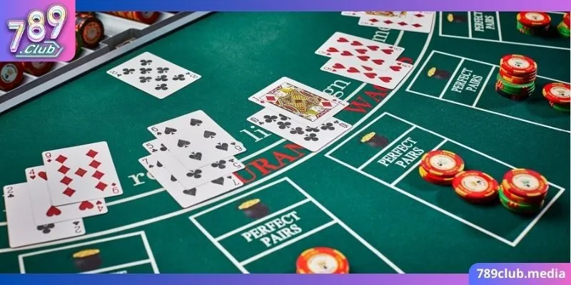 Cách Chơi Blackjack - Đơn Giản Và Chi Tiết Cho Người Chơi 2 Một số thuật ngữ khi tham gia Blackjack